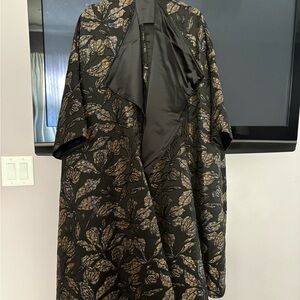Opera Coat / Black Floral Women's Coat